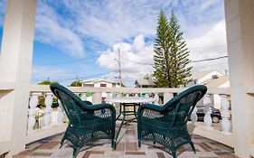 Mariner Suites